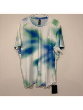 Lululemon Ventilated Short Sleeve Tennis Shirt Spray Slam Print Collection L NWT
